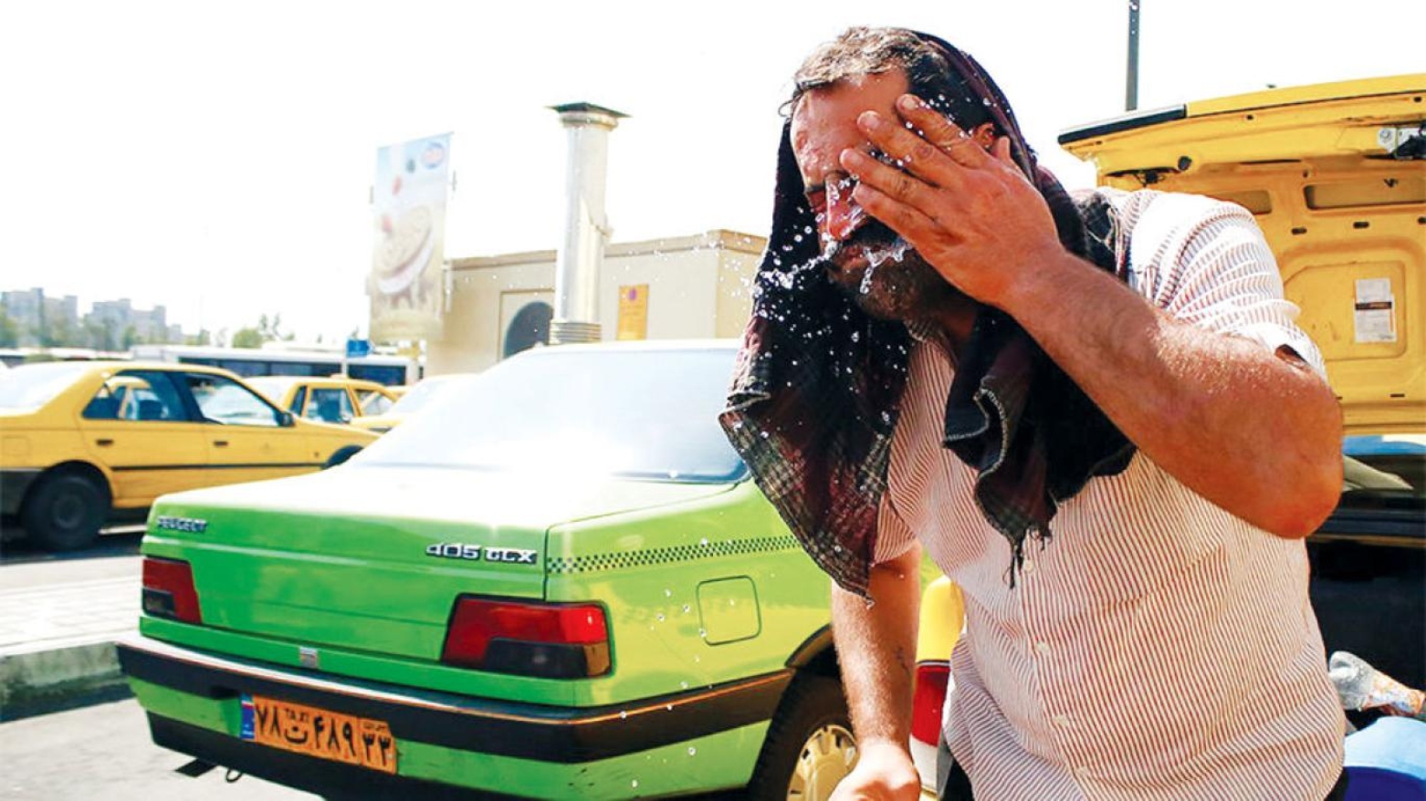 سازمان هواشناسی ایران از موج شدید گرمای سه‌روزه در این کشور خبر داد